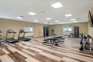 gym at the recovery village palm beach